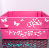 PERSONALISED BUTTERFLY & FLOWERS CRATE